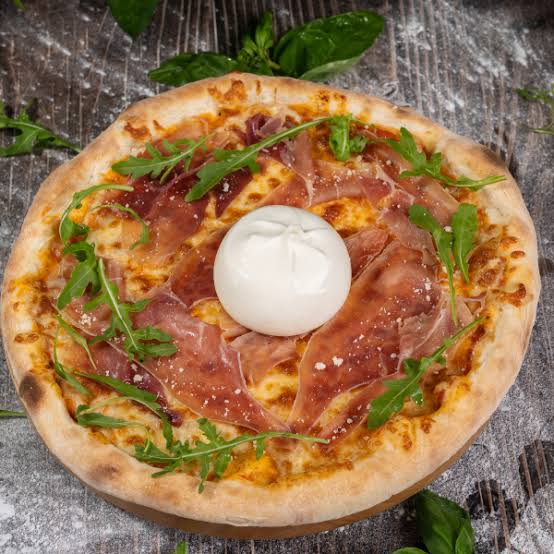 Pizza Burrata Parma Ham